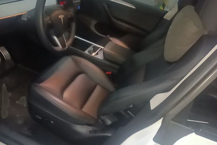 Used Tesla Model Y 2024 Rear-Wheel-Drive Version Left Front Seat