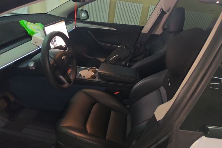 Used Tesla Model Y 2024 Rear-Wheel-Drive Version Left Front Seat