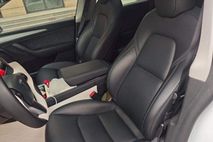 Used Tesla Model Y 2024 Rear-Wheel-Drive Version Left Front Seat