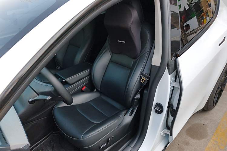 Used Tesla Model Y 2024 Rear-Wheel-Drive Version Left Front Seat