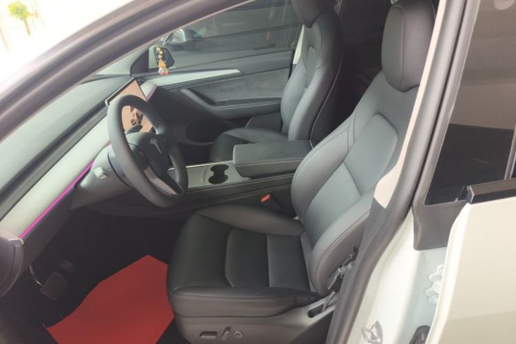 Used Tesla Model Y 2024 Rear-Wheel-Drive Version Left Front Seat