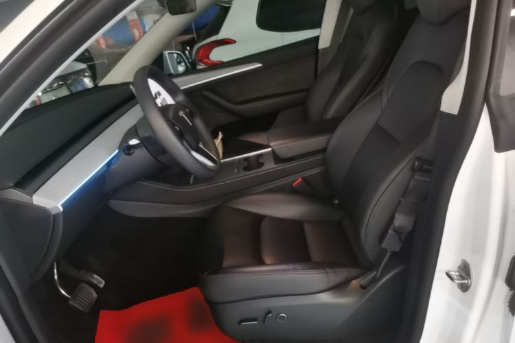 Used Tesla Model Y 2024 Rear-Wheel-Drive Version Left Front Seat