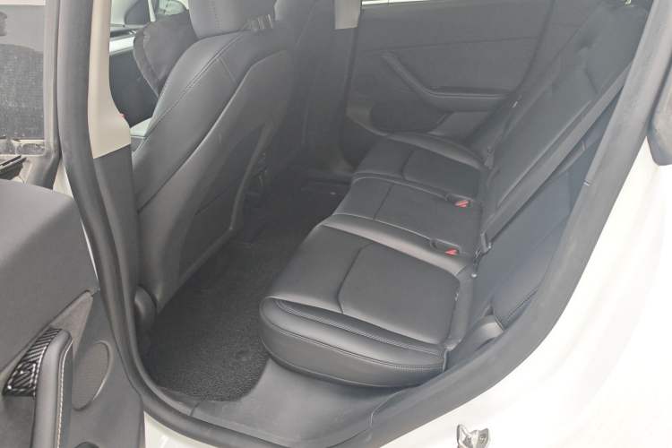 Used Tesla Model Y 2024 Rear-Wheel-Drive Version Left Rear Seat