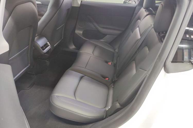 Used Tesla Model Y 2024 Rear-Wheel-Drive Version Left Rear Seat
