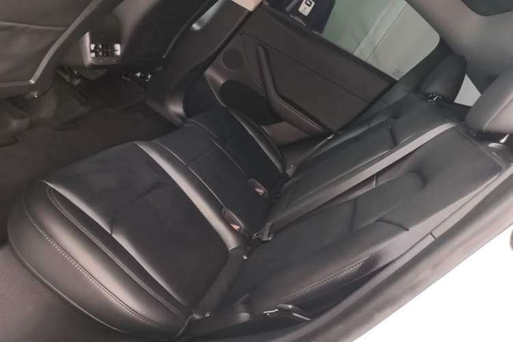 Used Tesla Model Y 2024 Rear-Wheel-Drive Version Left Rear Seat
