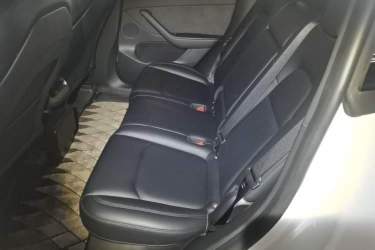 Used Tesla Model Y 2024 Rear-Wheel-Drive Version Left Rear Seat