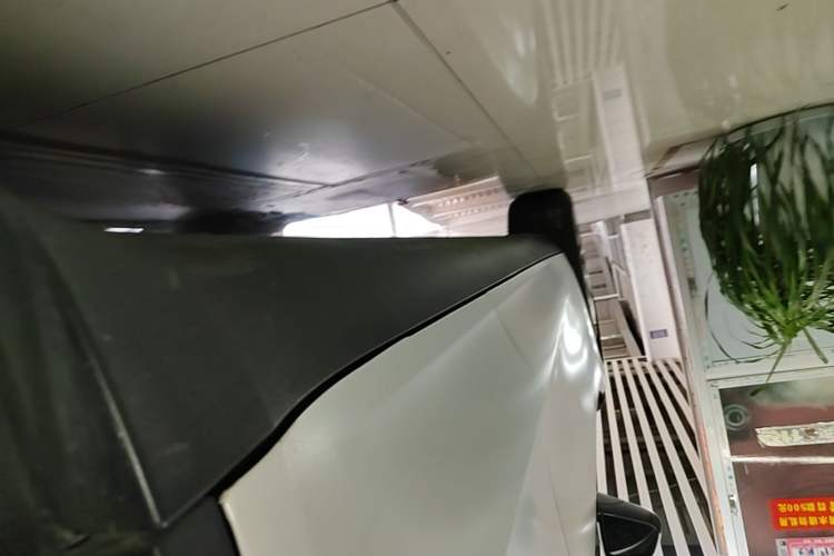 Used Tesla Model Y 2024 Rear-Wheel-Drive Version Left Side Sill