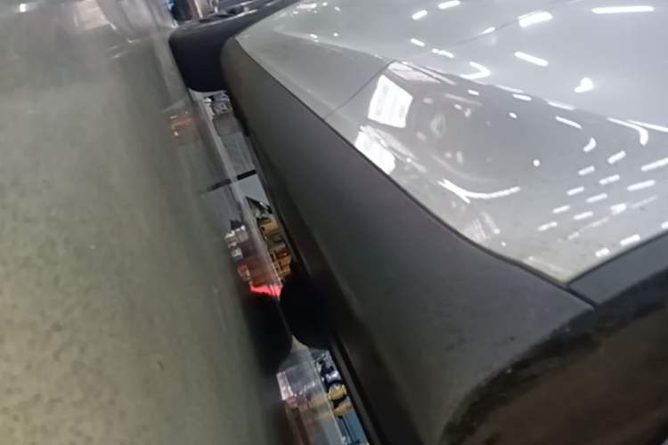 Used Tesla Model Y 2024 Rear-Wheel-Drive Version Left Side Sill