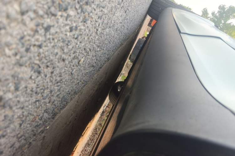 Used Tesla Model Y 2024 Rear-Wheel-Drive Version Left Side Sill