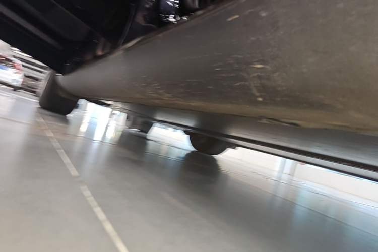 Used Tesla Model Y 2024 Rear-Wheel-Drive Version Left Side Sill