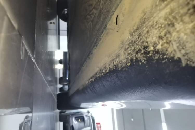 Used Tesla Model Y 2024 Rear-Wheel-Drive Version Left Side Sill