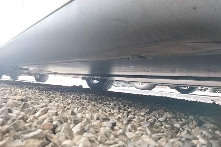 Used Tesla Model Y 2024 Rear-Wheel-Drive Version Left Side Sill