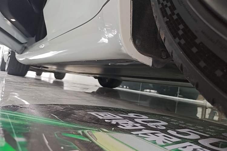 Used Tesla Model Y 2024 Rear-Wheel-Drive Version Left Side Sill