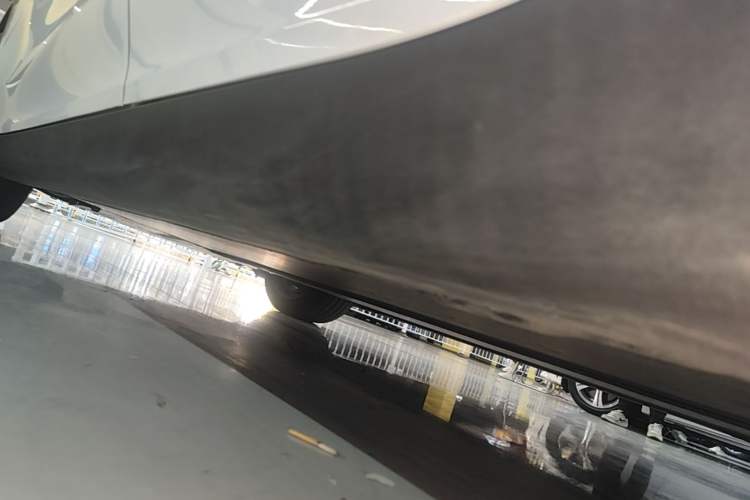 Used Tesla Model Y 2024 Rear-Wheel-Drive Version Left Side Sill