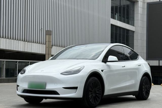 Used Tesla Model Y 2024 Rear-Wheel-Drive Version