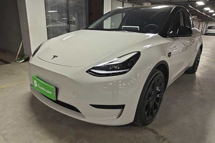 Used Tesla Model Y 2024 Rear-Wheel-Drive Version Guazi used car, China used car export, Used car for sale, Used Tesla cars, Cheapest cars for sale, Electric vehicle, New energy car