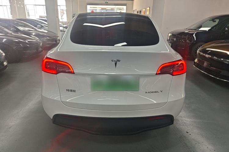 Used Tesla Model Y 2024 Long-Range All-Wheel-Drive Version Rear