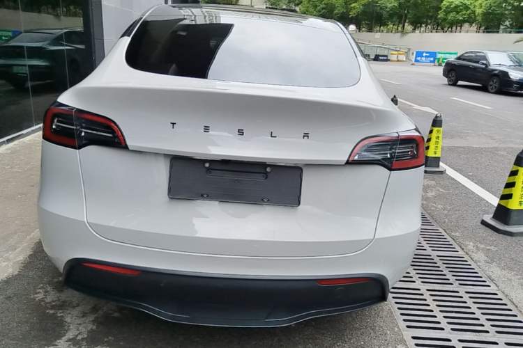 Used Tesla Model Y 2024 Rear-Wheel-Drive Version Rear