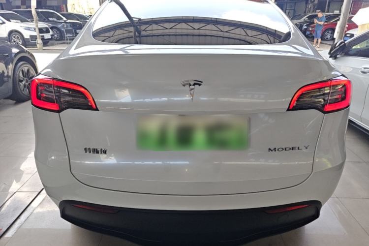 Used Tesla Model Y 2024 Long-Range All-Wheel-Drive Version Rear