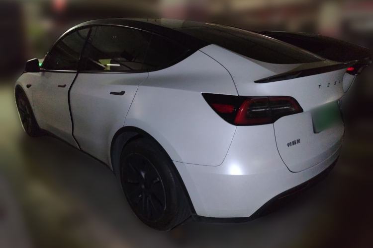 Used Tesla Model Y 2024 Rear-Wheel-Drive Version Rear Left 45 Deg