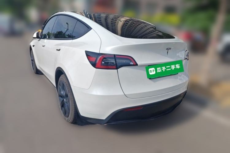 Used Tesla Model Y 2024 Rear-Wheel-Drive Version Rear Left 45 Deg