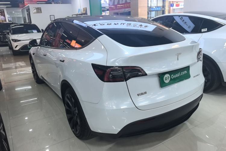 Used Tesla Model Y 2024 Rear-Wheel-Drive Version Rear Left 45 Deg