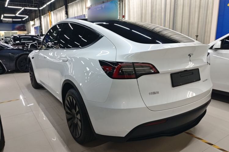 Used Tesla Model Y 2024 Rear-Wheel-Drive Version Rear Left 45 Deg
