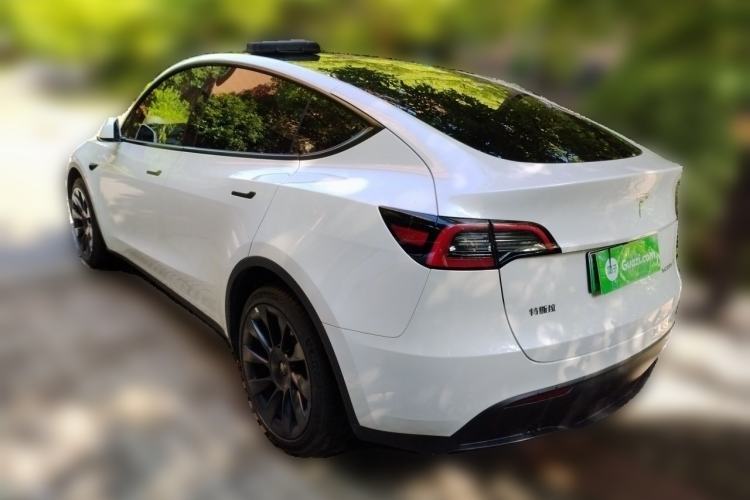 Used Tesla Model Y 2024 Long-Range All-Wheel-Drive Version Rear Left 45 Deg