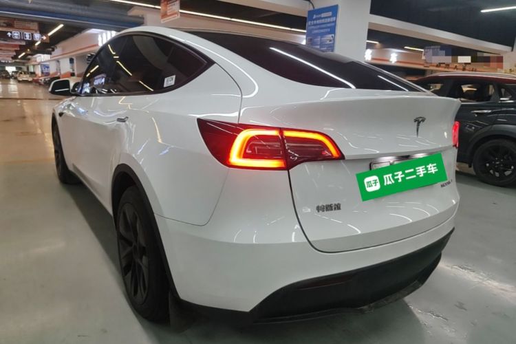 Used Tesla Model Y 2024 Rear-Wheel-Drive Version Rear Left 45 Deg