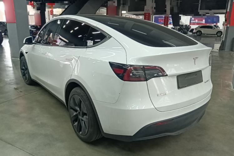 Used Tesla Model Y 2024 Rear-Wheel-Drive Version Rear Left 45 Deg