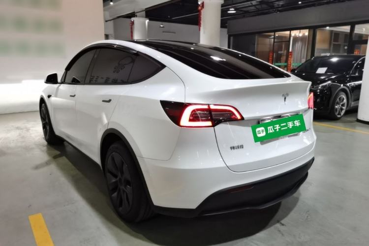 Used Tesla Model Y 2024 Rear-Wheel-Drive Version Rear Left 45 Deg