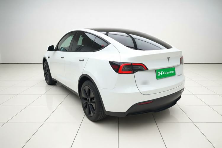 Used Tesla Model Y 2024 Long-Range All-Wheel-Drive Version Rear Left 45 Deg