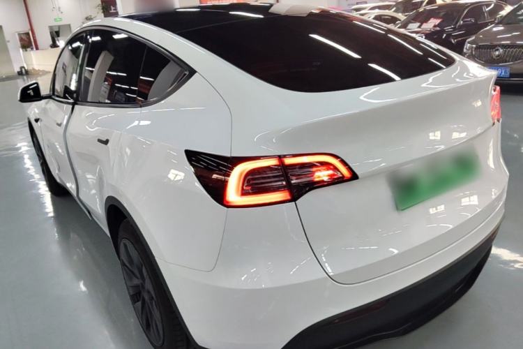 Used Tesla Model Y 2024 Rear-Wheel-Drive Version Rear Left 45 Deg