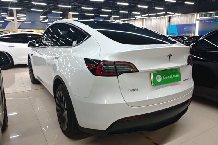 Used Tesla Model Y 2024 Rear-Wheel-Drive Version Rear Left 45 Deg