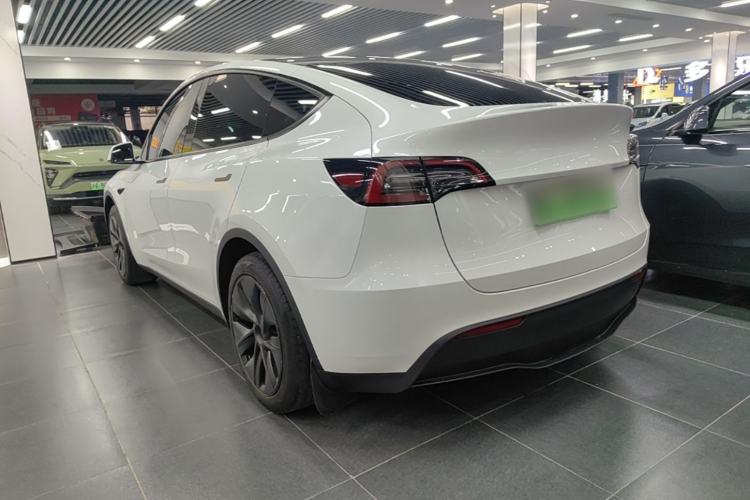 Used Tesla Model Y 2024 Rear-Wheel-Drive Version Rear Left 45 Deg