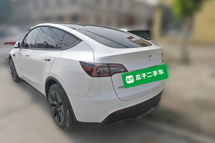 Used Tesla Model Y 2024 Rear-Wheel-Drive Version Rear Left 45 Deg