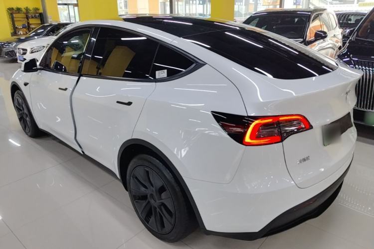Used Tesla Model Y 2024 Rear-Wheel-Drive Version Rear Left 45 Deg