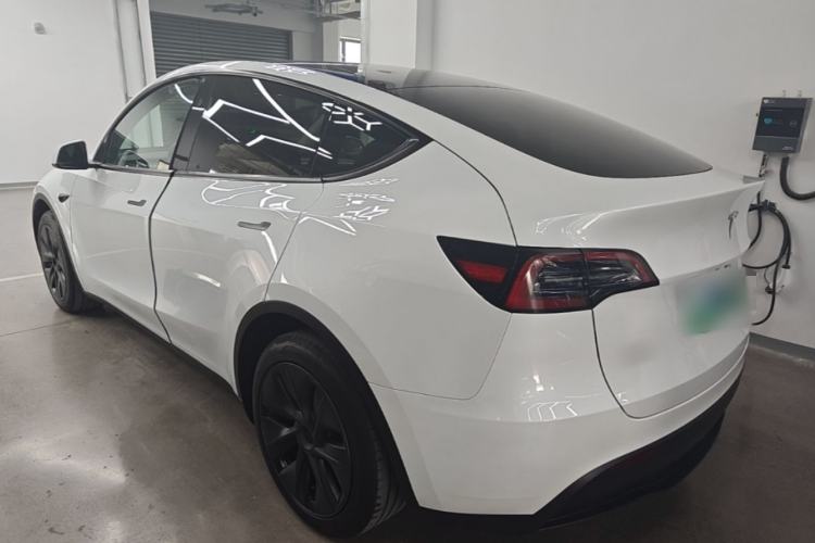 Used Tesla Model Y 2024 Rear-Wheel-Drive Version Rear Left 45 Deg