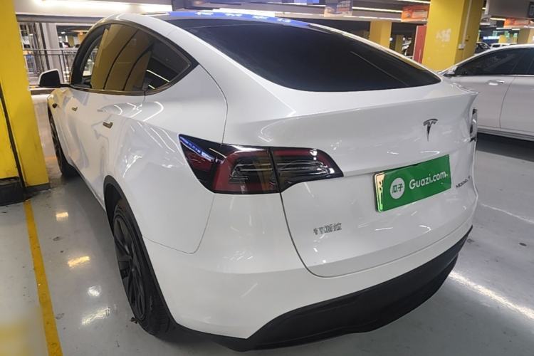 Used Tesla Model Y 2024 Rear-Wheel-Drive Version Rear Left 45 Deg