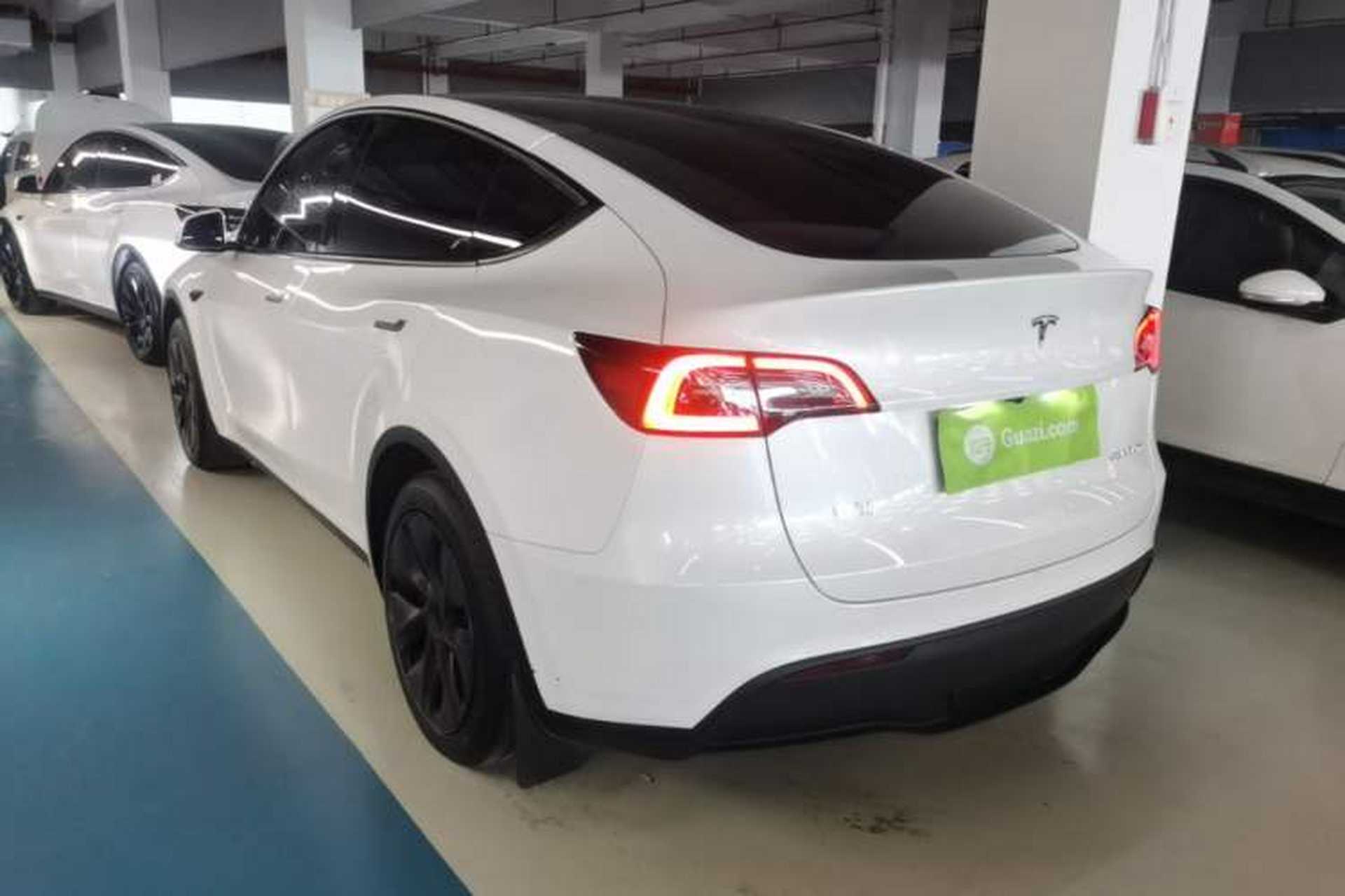 Used Tesla Model Y 2024 Rear-Wheel-Drive Version Rear Left 45 Deg