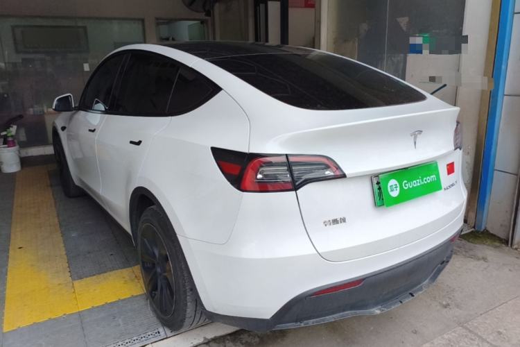 Used Tesla Model Y 2024 Rear-Wheel-Drive Version Rear Left 45 Deg