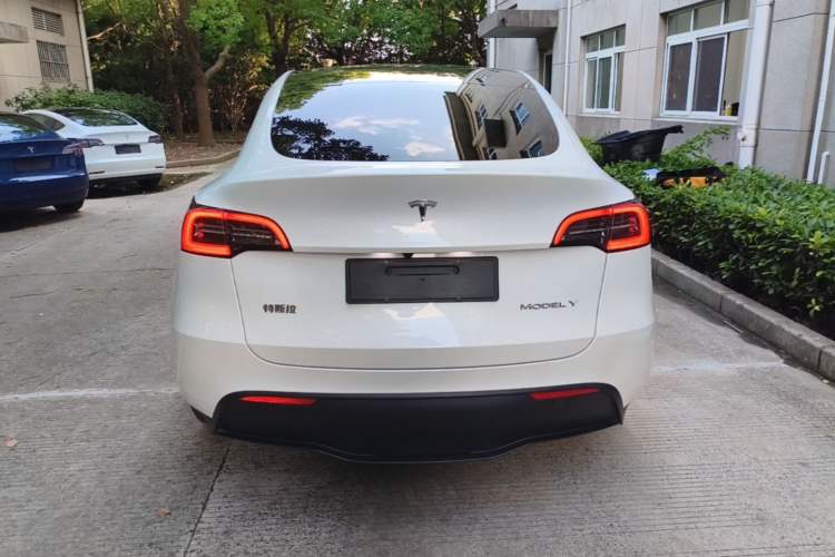 Used Tesla Model Y 2024 Rear-Wheel-Drive Version Rear