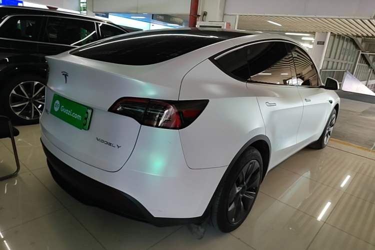 Used Tesla Model Y 2024 Rear-Wheel-Drive Version Rear Right 45 Deg