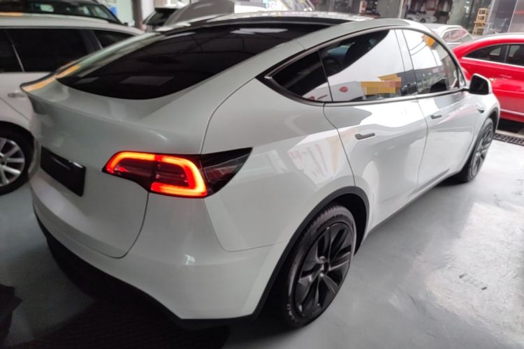 Used Tesla Model Y 2024 Rear-Wheel-Drive Version Rear Right 45 Deg