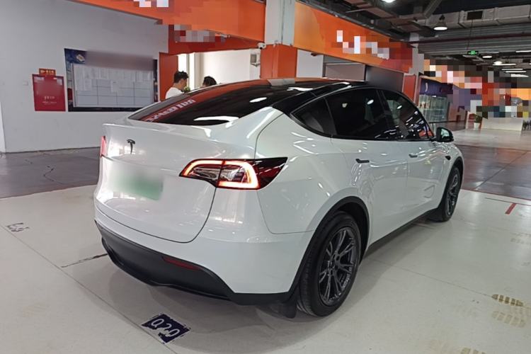 Used Tesla Model Y 2024 Rear-Wheel-Drive Version Rear Right 45 Deg