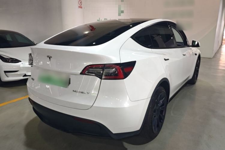 Used Tesla Model Y 2024 Rear-Wheel-Drive Version Rear Right 45 Deg