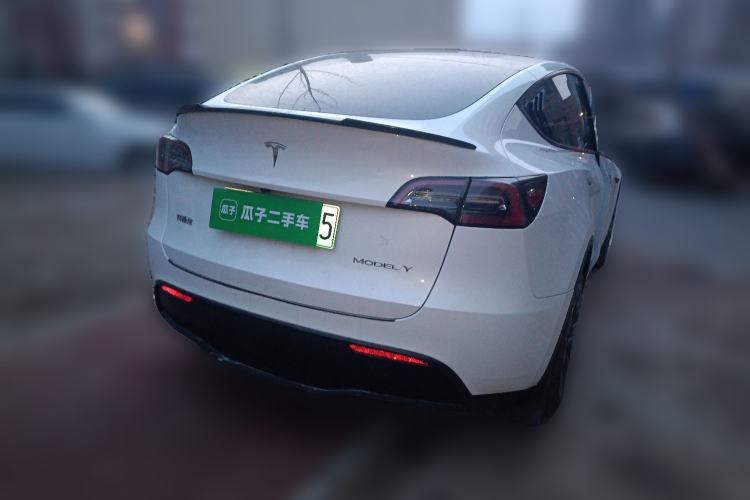 Used Tesla Model Y 2024 Long-Range All-Wheel-Drive Version Rear Right 45 Deg