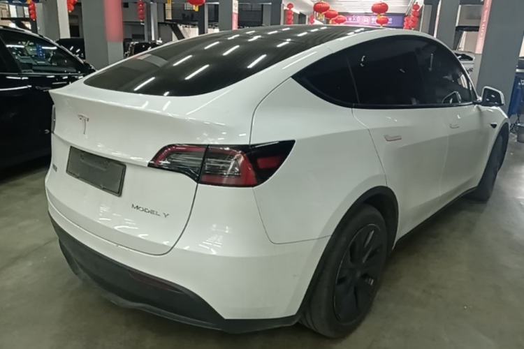 Used Tesla Model Y 2024 Rear-Wheel-Drive Version Rear Right 45 Deg