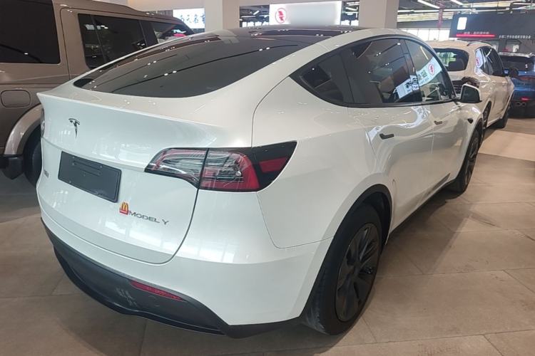 Used Tesla Model Y 2024 Rear-Wheel-Drive Version Rear Right 45 Deg