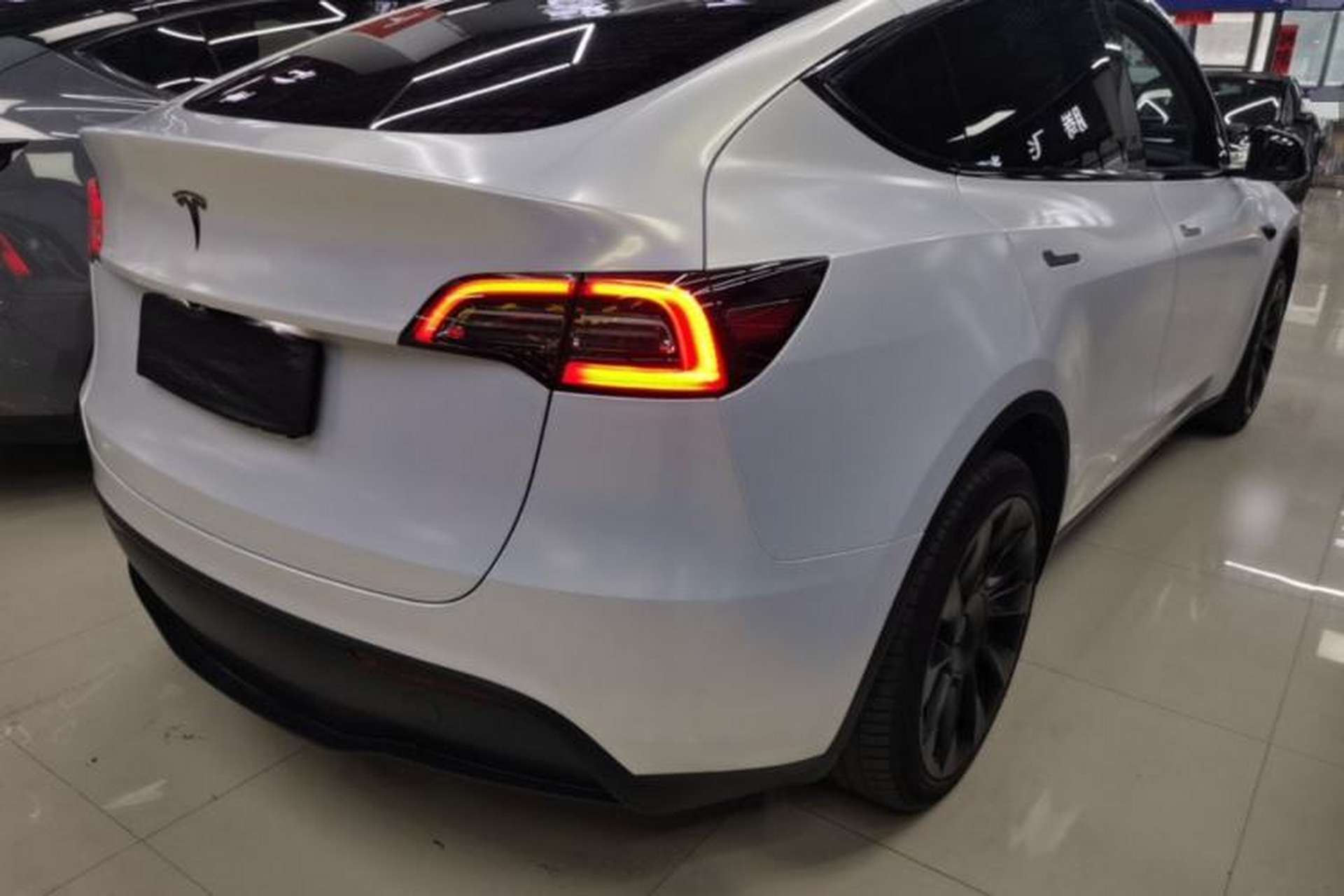 Used Tesla Model Y 2024 Rear-Wheel-Drive Version Rear Right 45 Deg